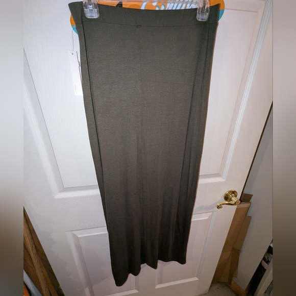 Nwt Brandy blu olive green skirt sz M - Picture 5 of 5